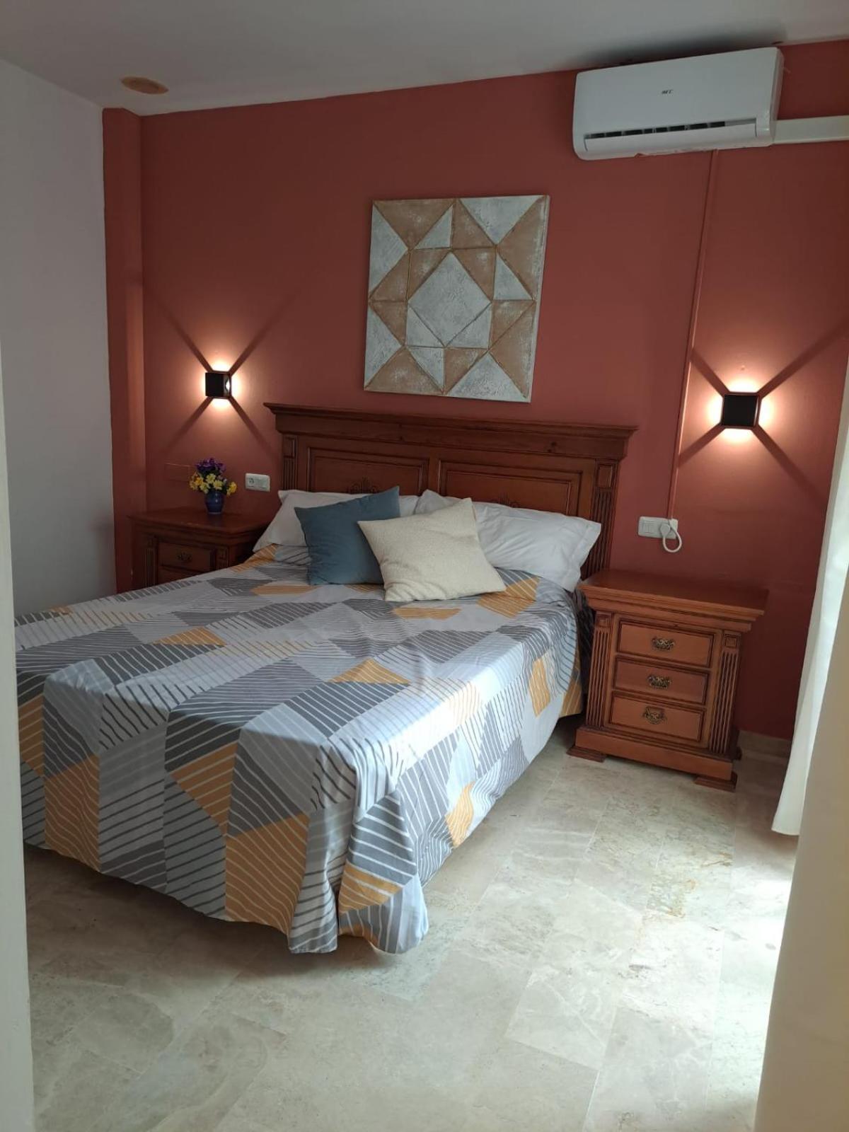 Hostal Montys Nerja Exterior photo